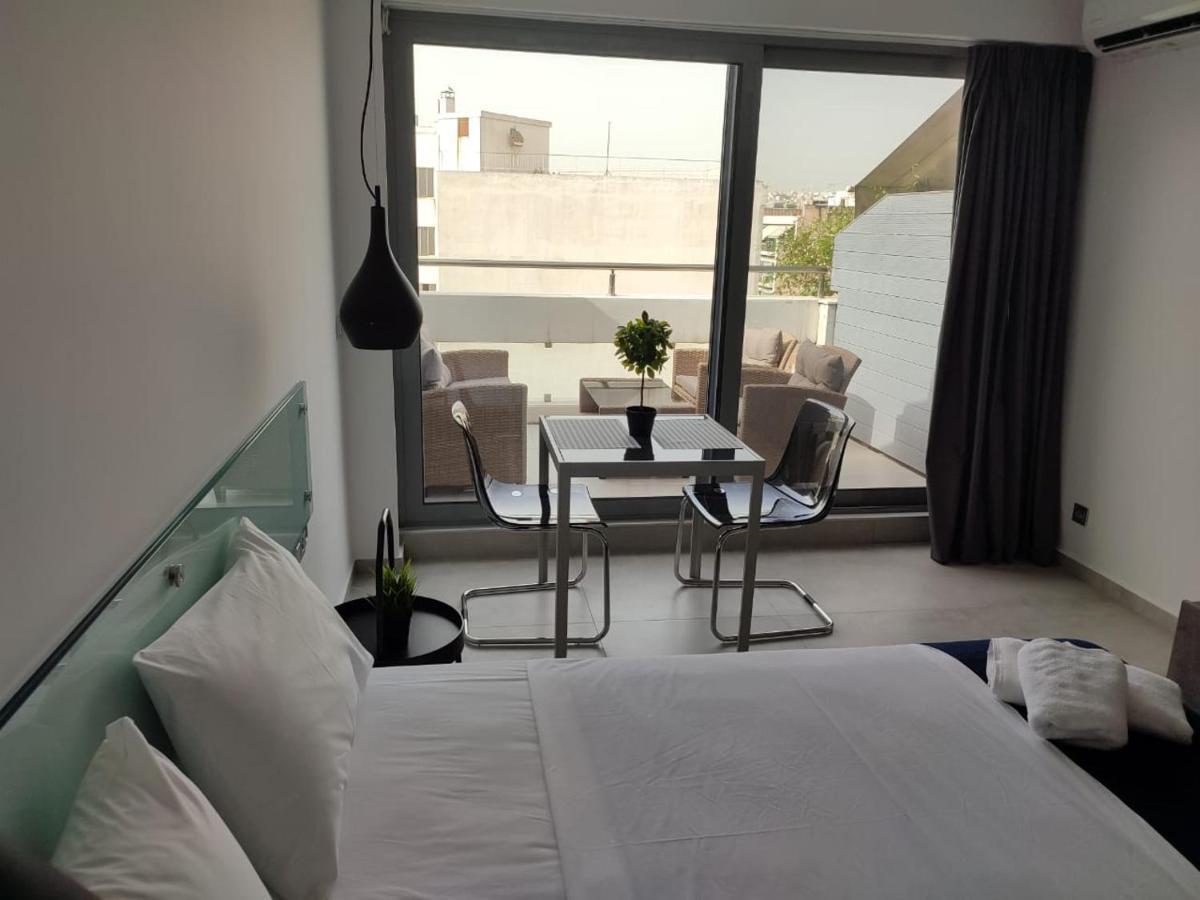 Amazing Apartments @ Aiolou Str. 雅典 外观 照片
